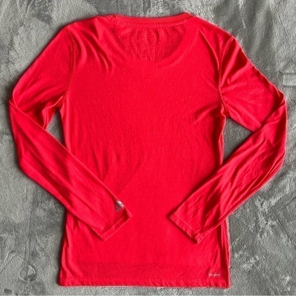 𝅺💜3/$15 Adidas Tee Shirt Long Sleeve XS - Picture 6 of 7